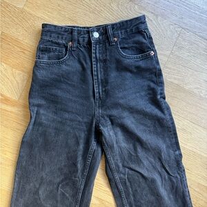 ZARA HIGH WAISTED STRAIGHT LEG JEANS